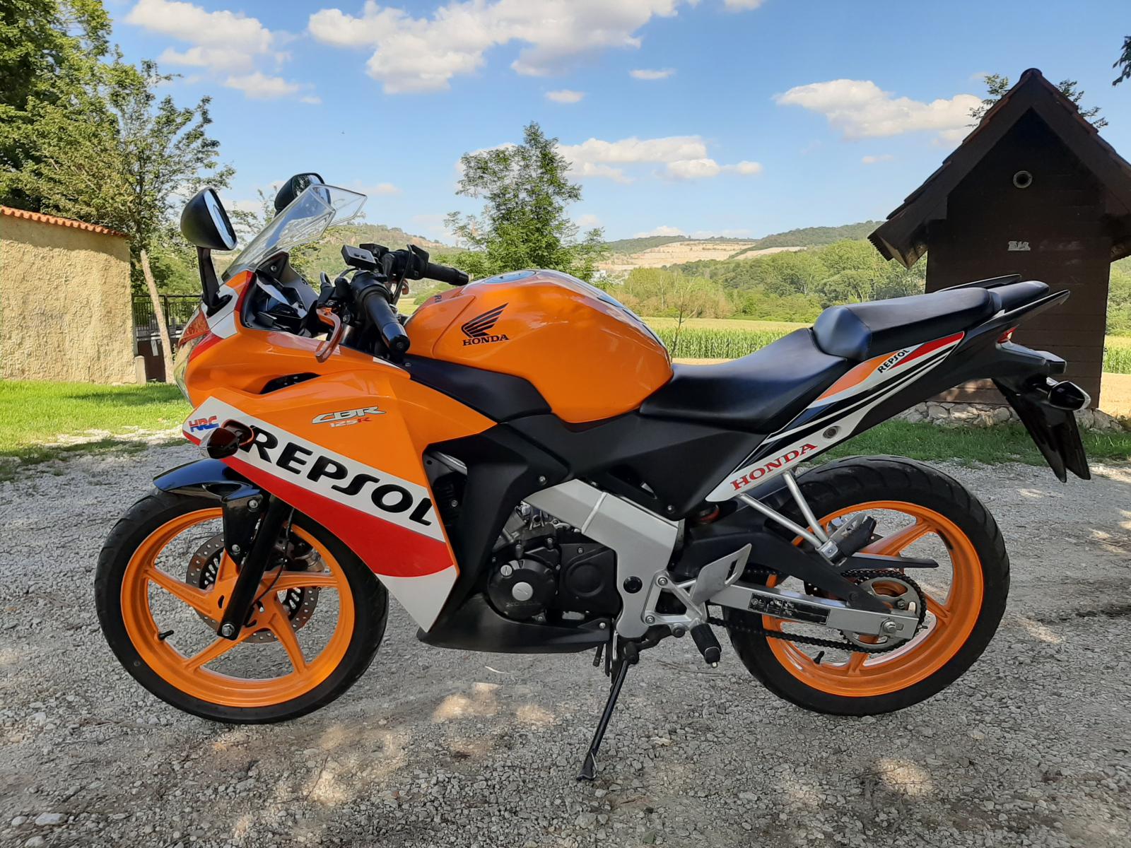 Honda cbr 125r характеристика